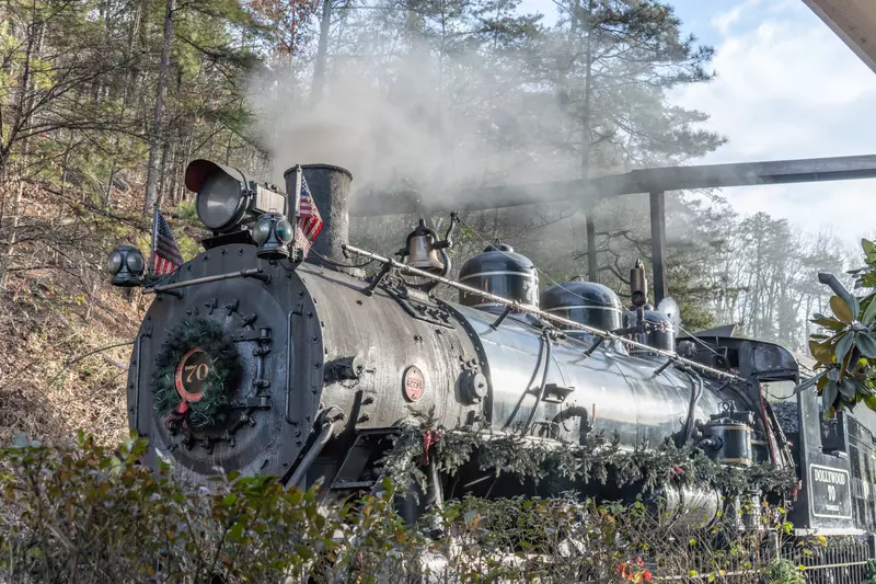 SMOKY MOUNTAIN PLUNGE