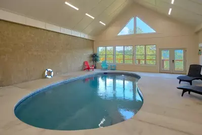 pool at smoky mountain cabin rental