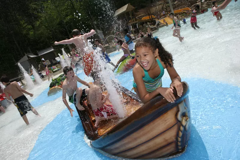 SMOKY MOUNTAIN PLUNGE