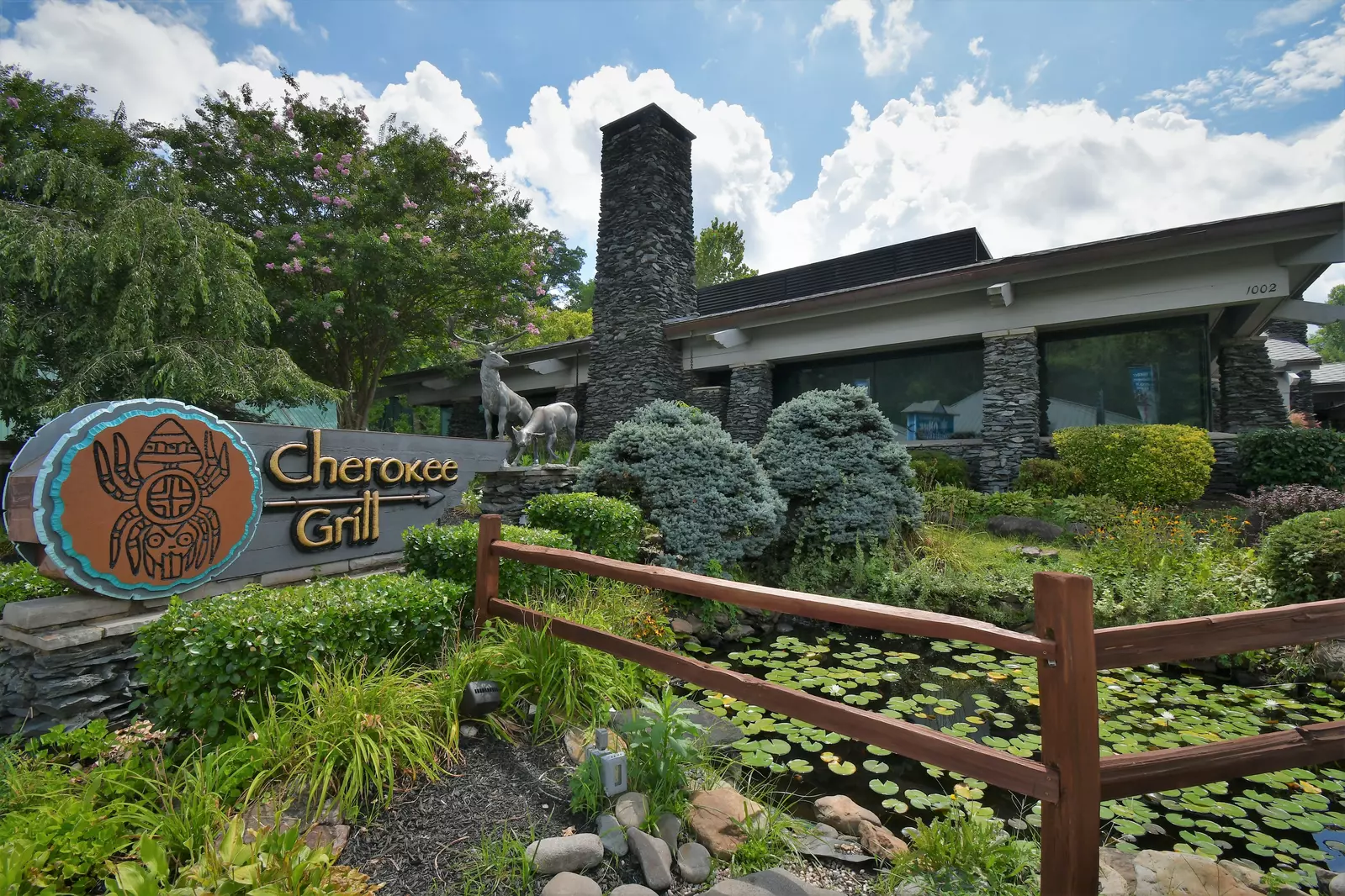 cherokee grill dinner restaurants in gatlinburg tn