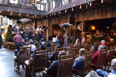 live music at Ole Smoky Moonshine holler Christmas